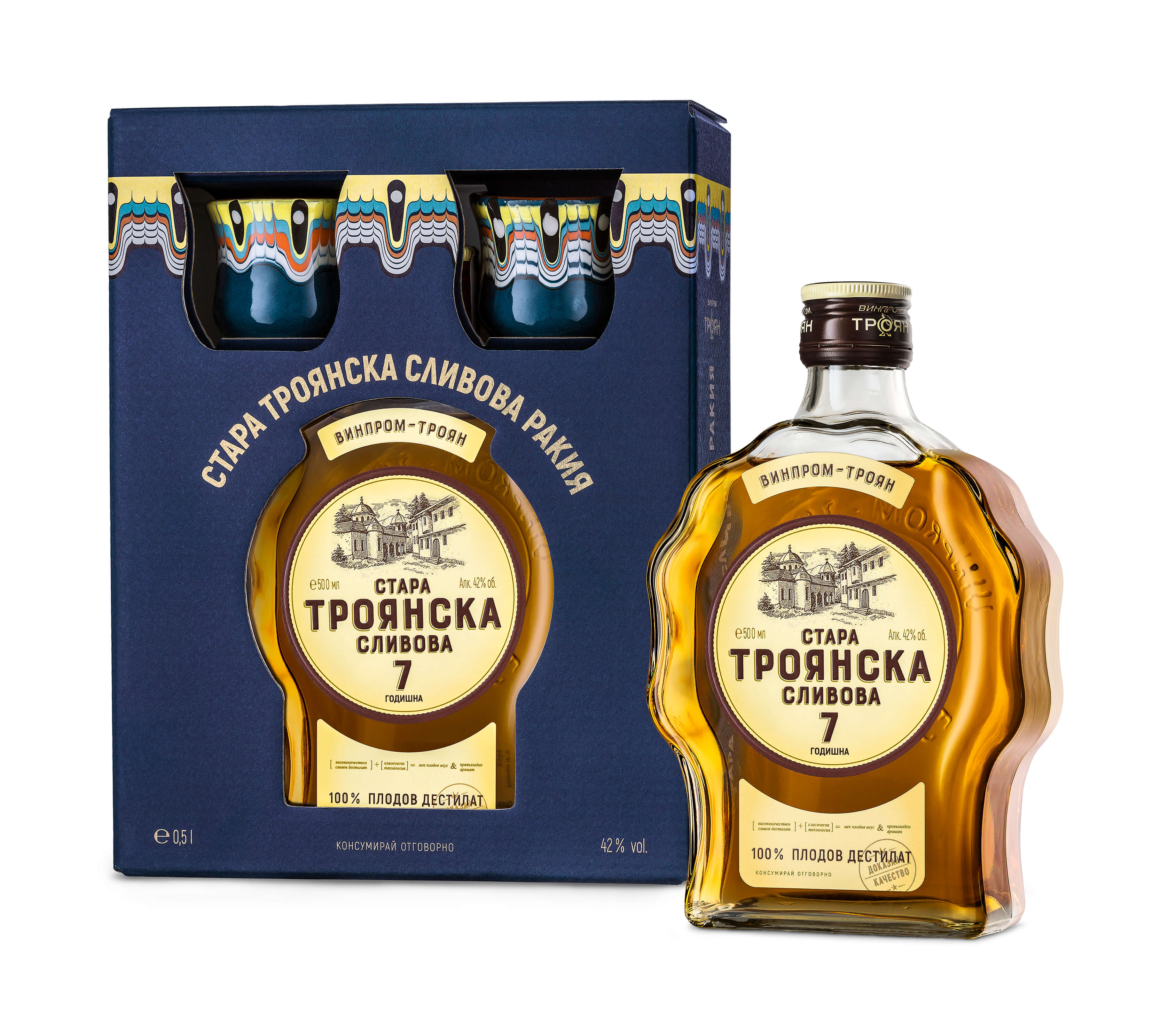 Стара Сливова с 2 Керамични Чаши - 0.5л.